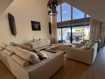 4 Bedroom Apartment