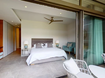 5 Bedroom Villa
