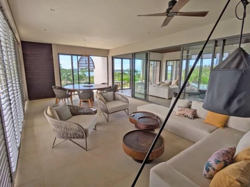 4 Bedroom Villa