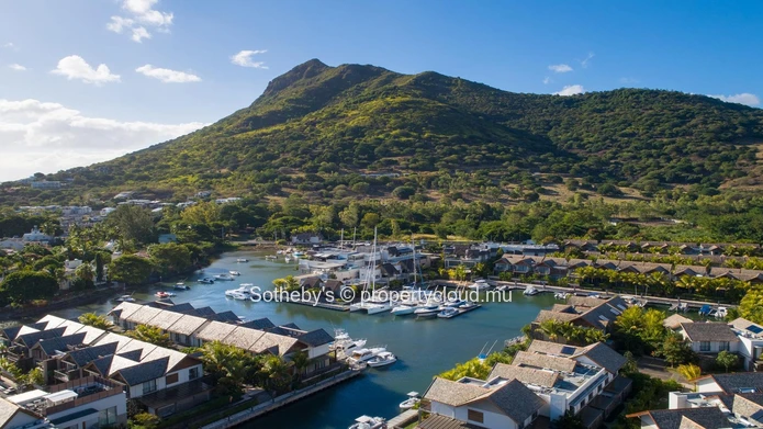 Nautica Privé - Marina Views