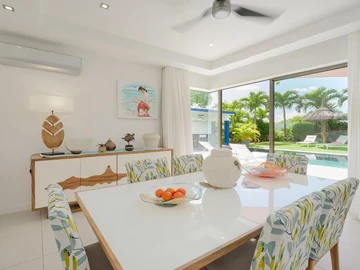 4 Bedroom Villa