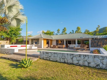 4 Bedroom Villa