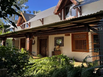 6 Bedroom Villa