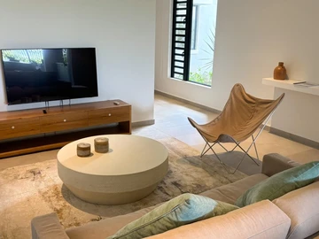 4 Bedroom Apartment