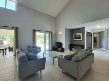 4 Bedroom Villa
