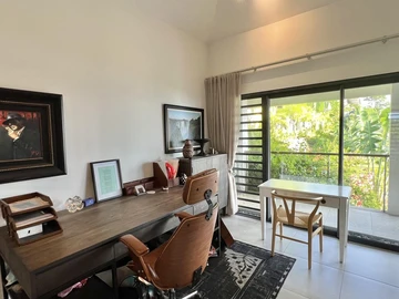 5 Bedroom Villa