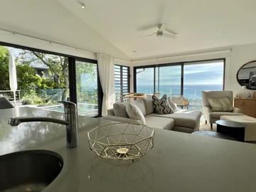 5 Bedroom Villa